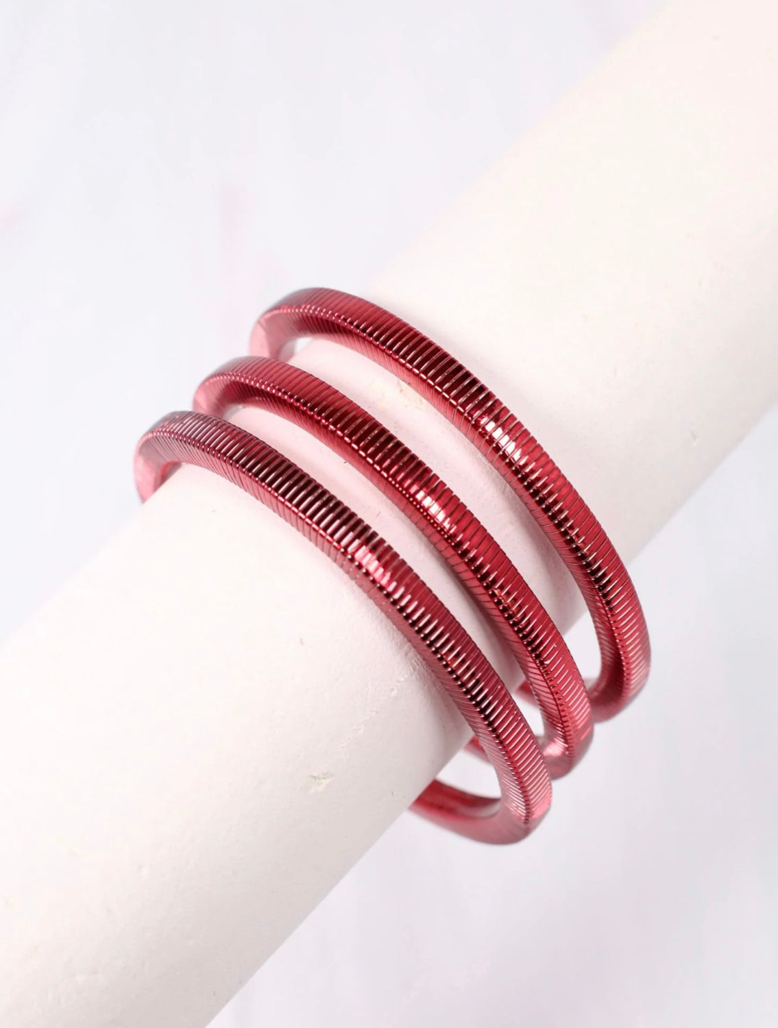 Hannah Metal Dark Red Bracelet