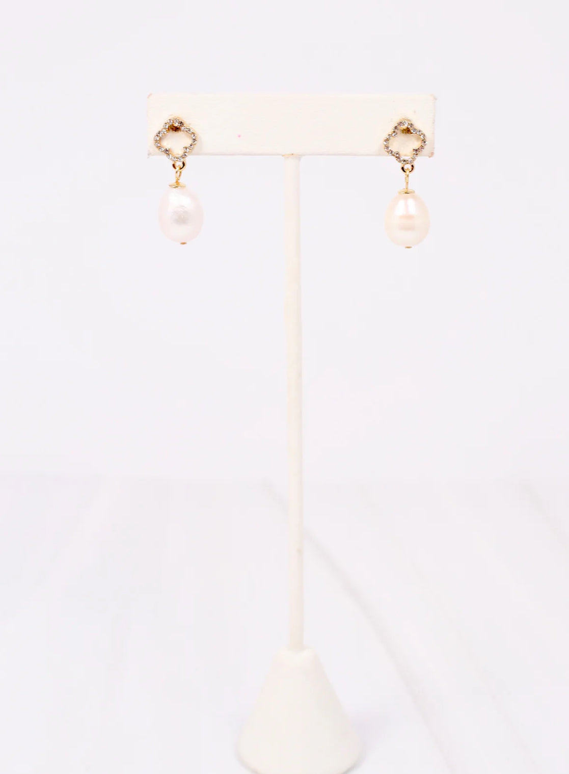 Richdale Pearl & Clover Earring