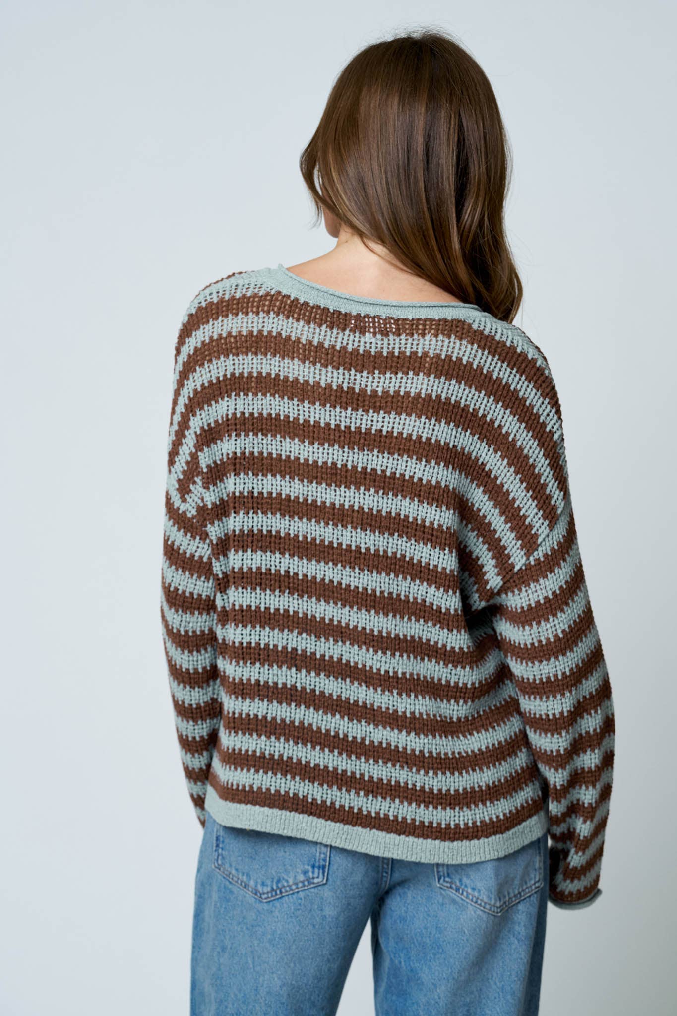 STRIPE RAW EDGE SPLIT NECK SWEATER