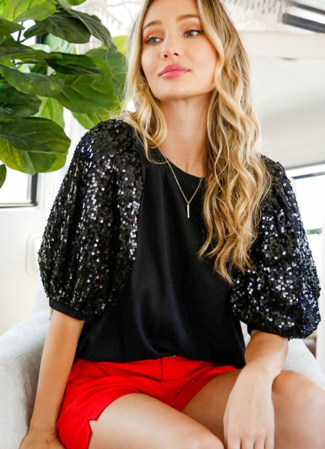 Round Neck Sequin Blouse Black