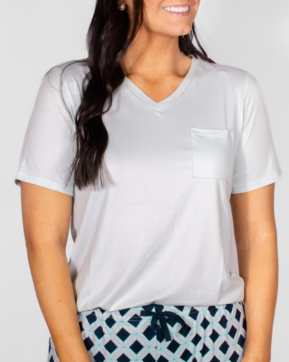 Highlands V-Neck Pocket Tee