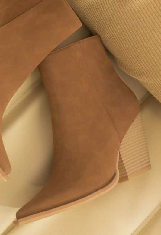 Sonia Western Ankle Boots Caramel