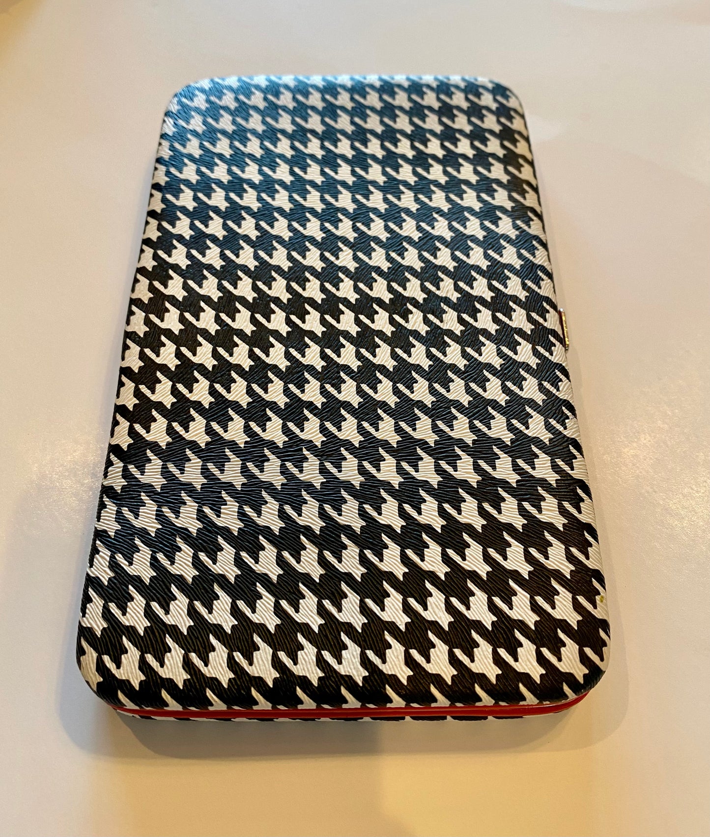 Houndstooth Wallet