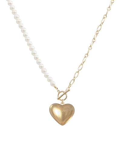 Heart Pendant Pearl Necklace