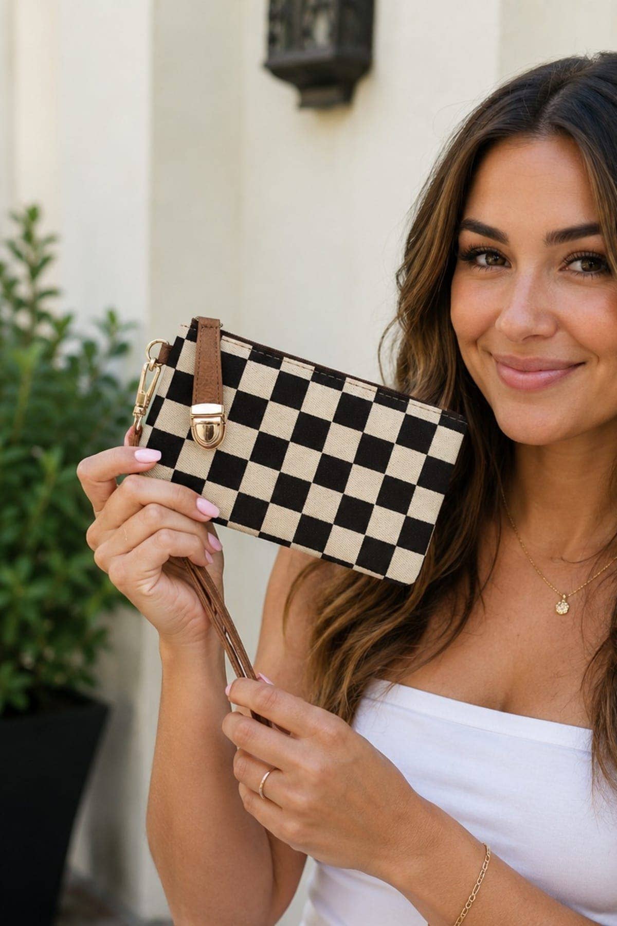 Ivy Zip Wristlet