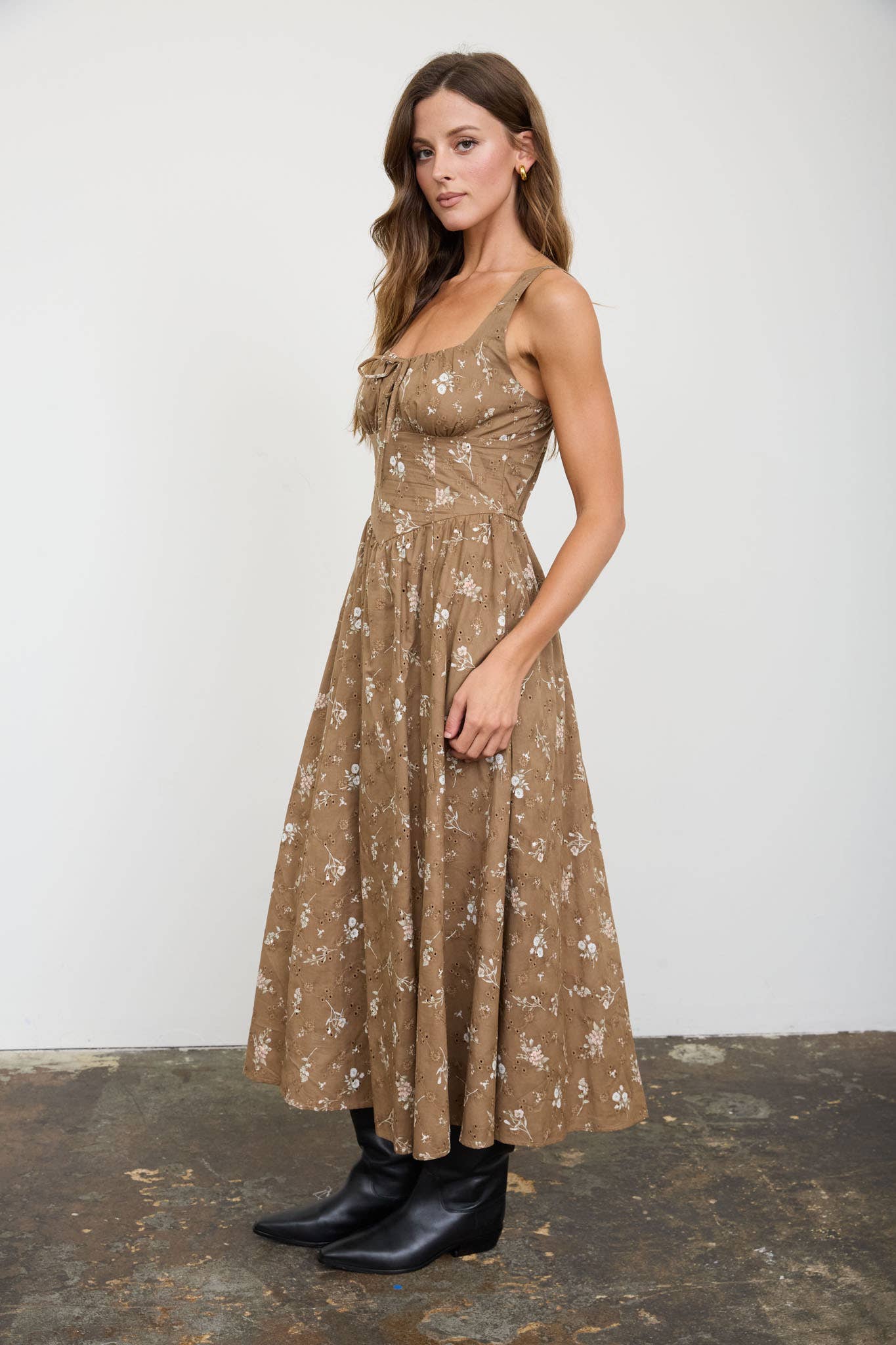 FLORAL EYELET TIE FRONT CORSET MIDI DRESS