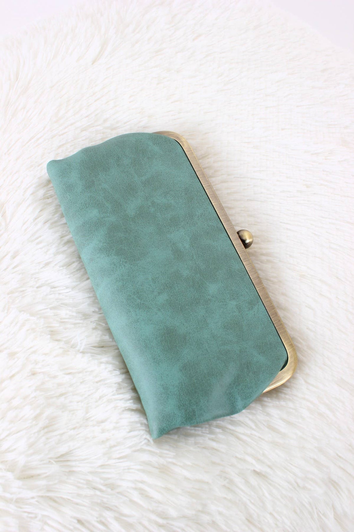 Karen Kiss Lock Clutch Bag