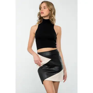 Monochrome Edge Skirt