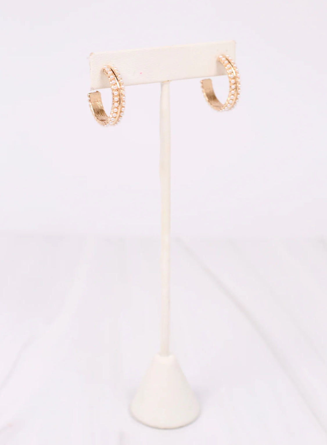 Grandview Pearl Hoop Earring