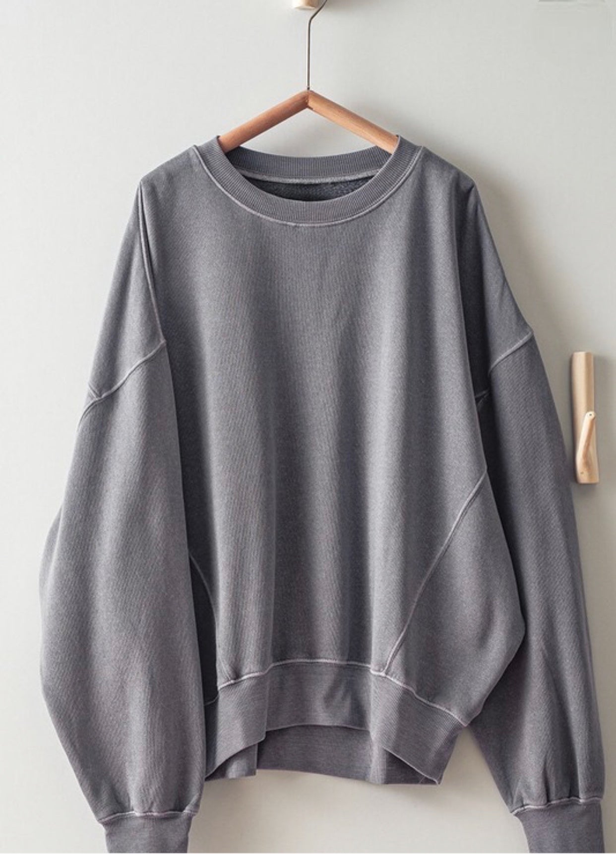 Pigment Washed Sweatshirt