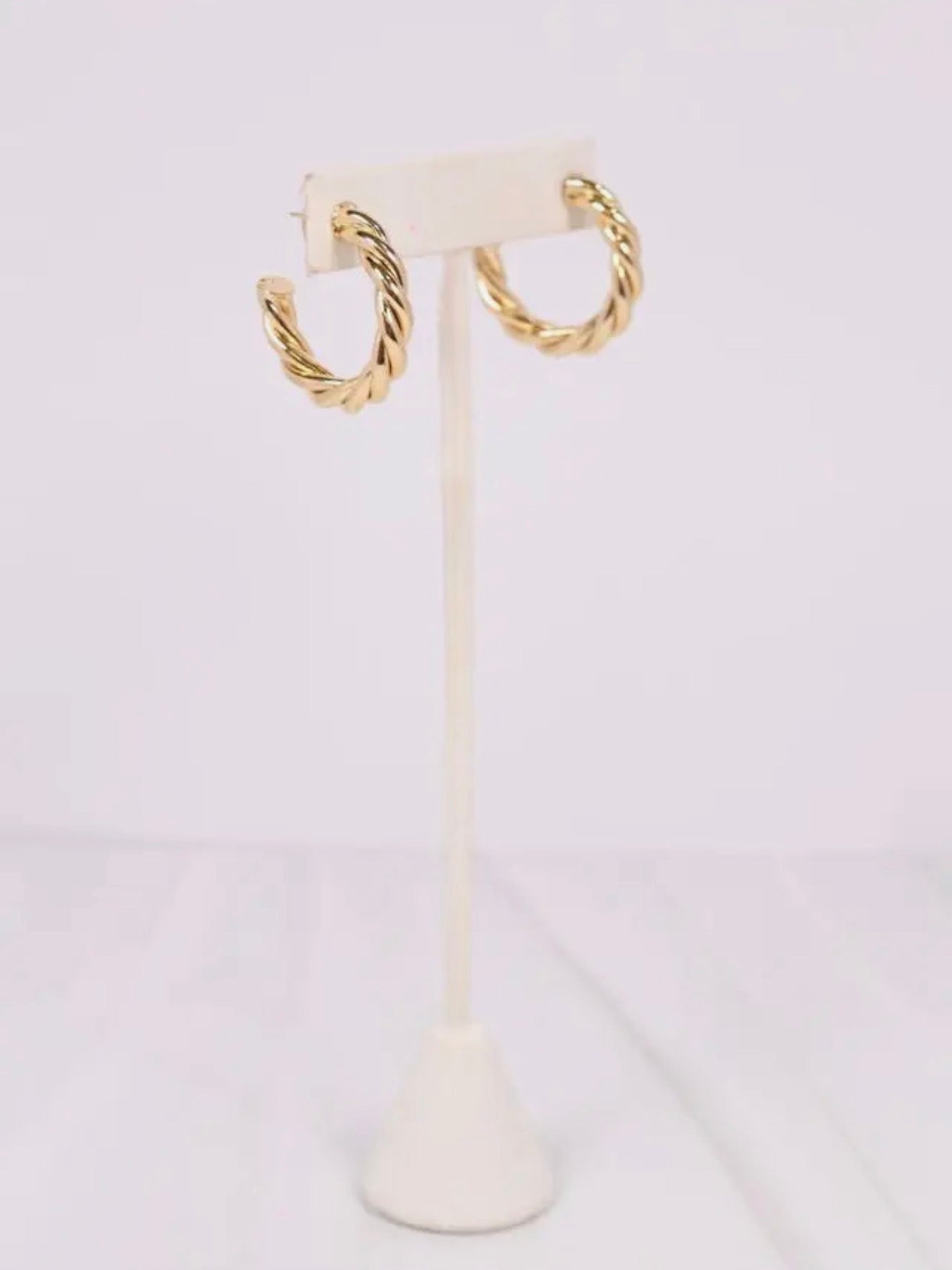 Joshamee Twisted Hoop Earring